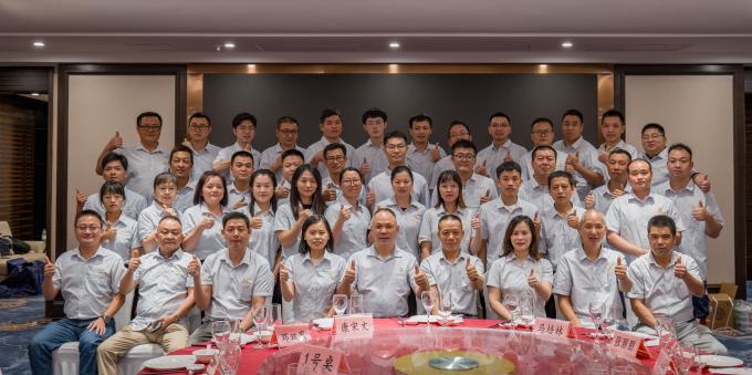 M&aacute;y bắn hạt c&aacute;t ho&agrave;n to&agrave;n tự động được điều khiển bởi PLC 13,8KW 7