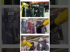 Mài và đánh bóng các vật đúc kim loại khác nhau