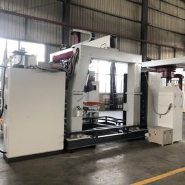 Máy đúc áp lực bằng đồng thau robot đôi cho phụ kiện đường ống nước