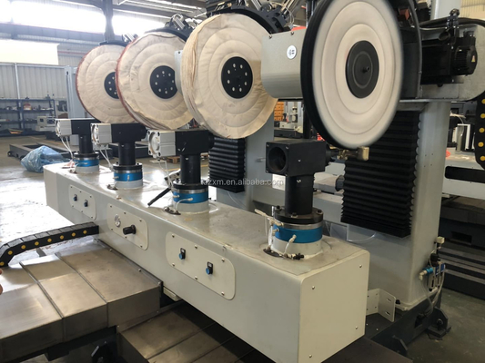 Máy đánh bóng bánh xe Max. Tốc độ 30 ° / giây cho trục V và trục W Bốn trạm Máy đánh bóng tự động